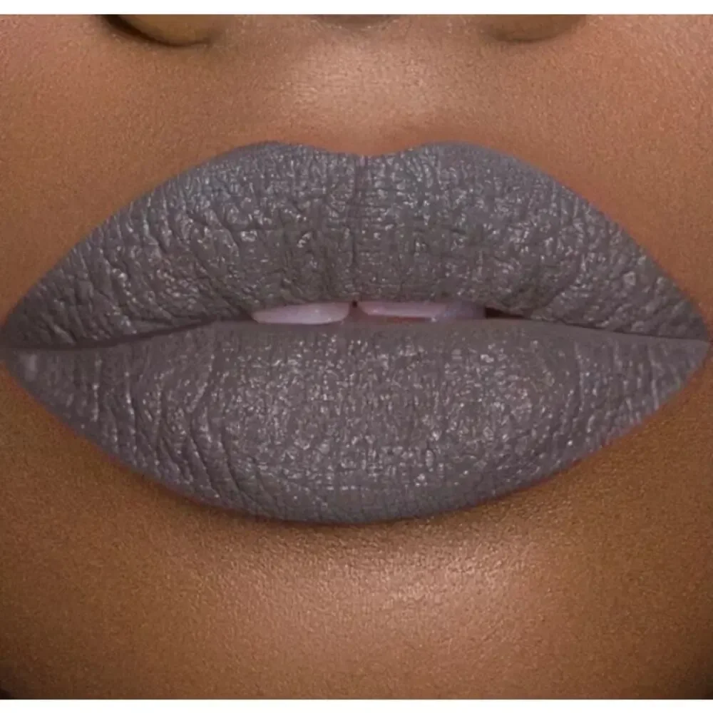Jeffree Star Velvet Trap Grave Digger Gray Grey Matte Lipstick New In Box